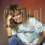 29-05-1986 Patricia Paay at studio in Amsterdam.

[keywords]Posed, Half Length, Eyecontact, Smiling, Singer[/keywords]